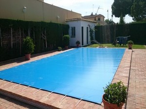 Presupuesto lona piscina sevilla