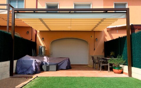 TOLDO PALILLERIA CON PORTERIA DELANTERA 125X125 SEVILLA