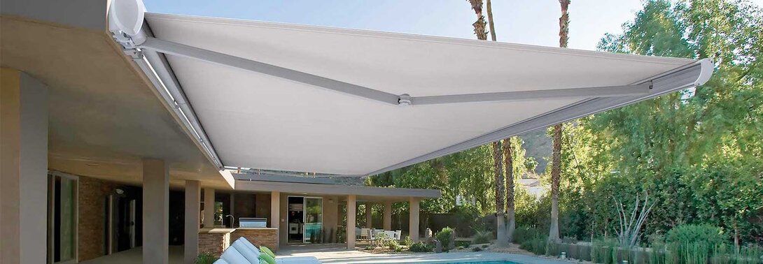 Toldo con tejido pvc Sevilla Toldo con tejido pvc Sevilla