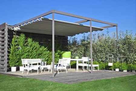 Toldo retratil para jardín Sevilla