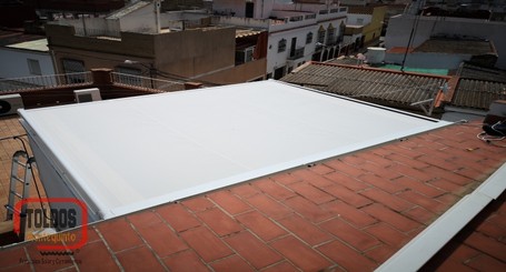 Toldo sobre techo Sevilla (9)