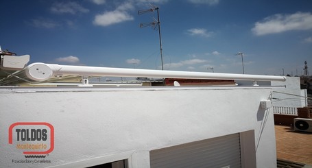 Toldo veranda sobre techo Sevilla